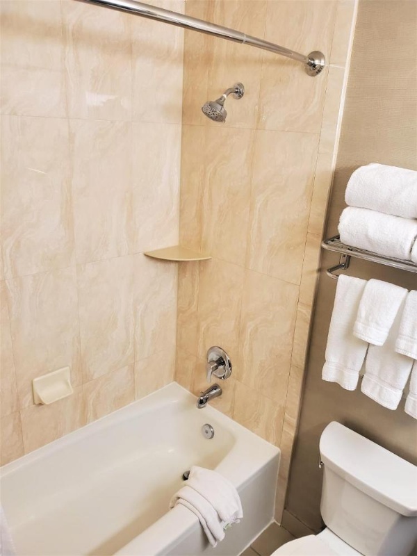 Holiday Inn West Covina Hotel image 19